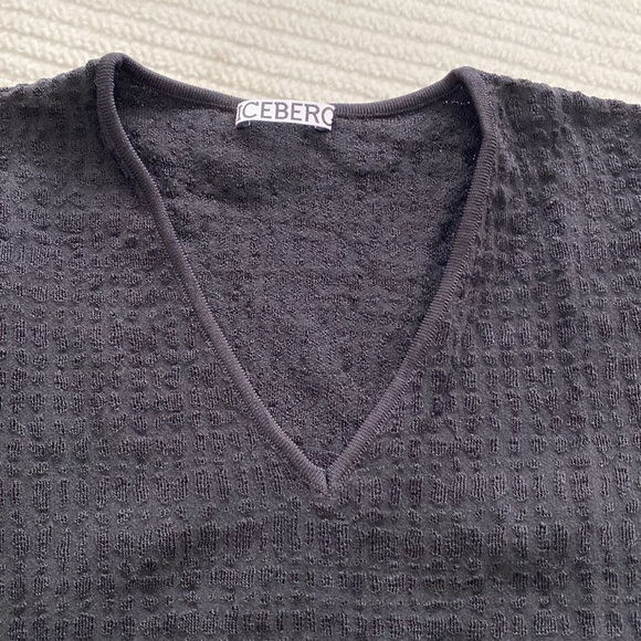 Iceberg long sleeve top - Picture 2 of 3